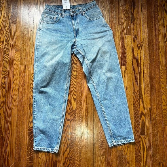Beautiful Levi's 560 light wash loose tapered leg - Picture 3 of 8